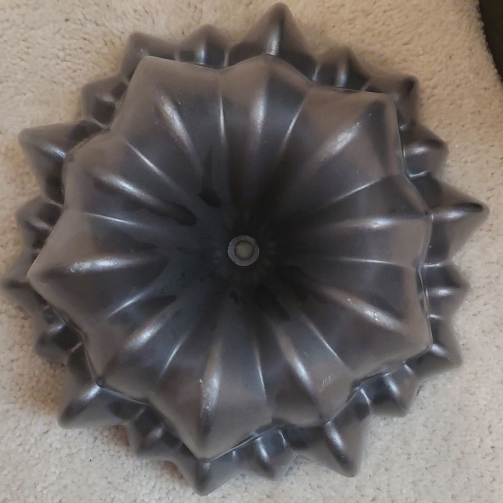 Heavy Duty Fluted Bunt Pan, Non-stick